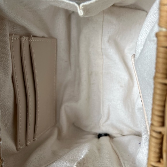 Mini Straw / Rattan Bag with Pearl Handle by Antik Kraft - Picture 13 of 16